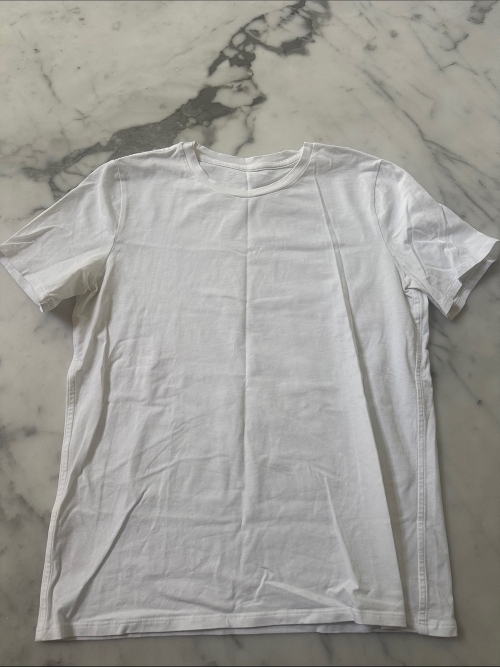 Lululemon T-Shirt